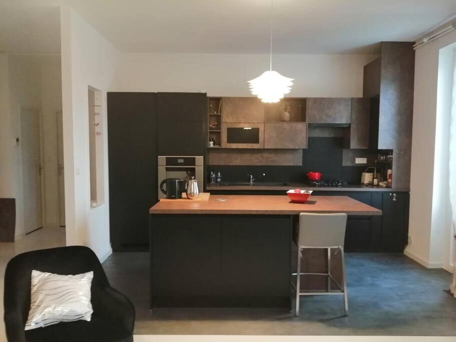 Le Bien-Etre Au Coeur De La Ville Confort & Vue Perigueux Luaran gambar